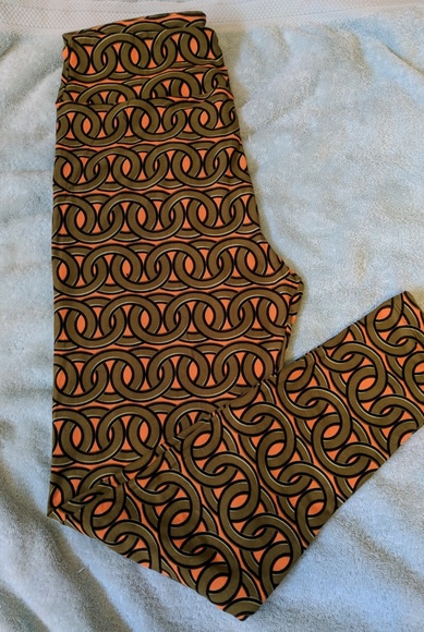 BNWT LULAROE RINGS TALL & CURVY LEGGINGS - Picture 1 of 7